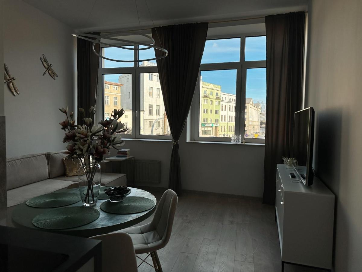 Loft Przy Placu Niepodleglosci Apartment Jelenia Gora Exterior photo